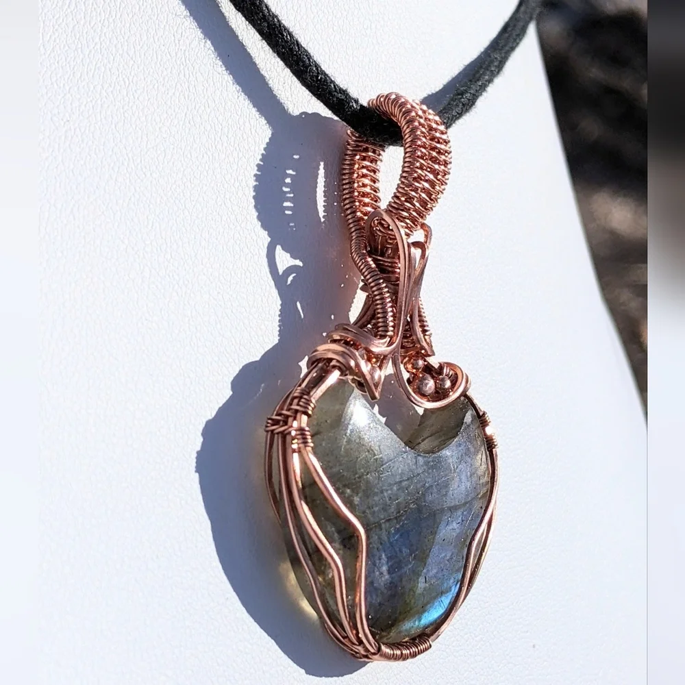 Ethereal Moon Pendant-Artisan-Blue Labradorite Gemstone-Copper Wire Wrap - Picture 4 of 17